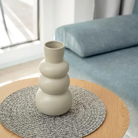 דירה Elegancki Z Parkingiem I Umeblowanym Balkonem We Wroclawiu By Renters *