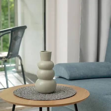 Elegancki Z Parkingiem I Umeblowanym Balkonem We Wroclawiu By Renters Апартаменти Вроцлав